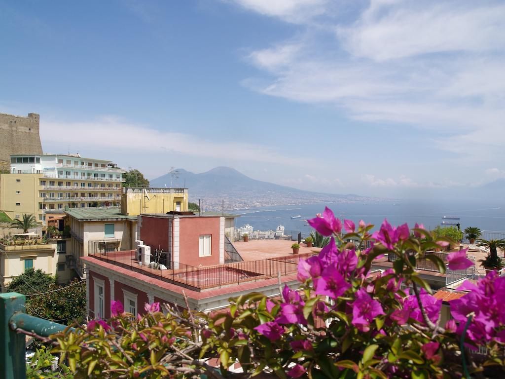 Una Terrazza Sul Golfo เนเปิลส์ ภายนอก รูปภาพ